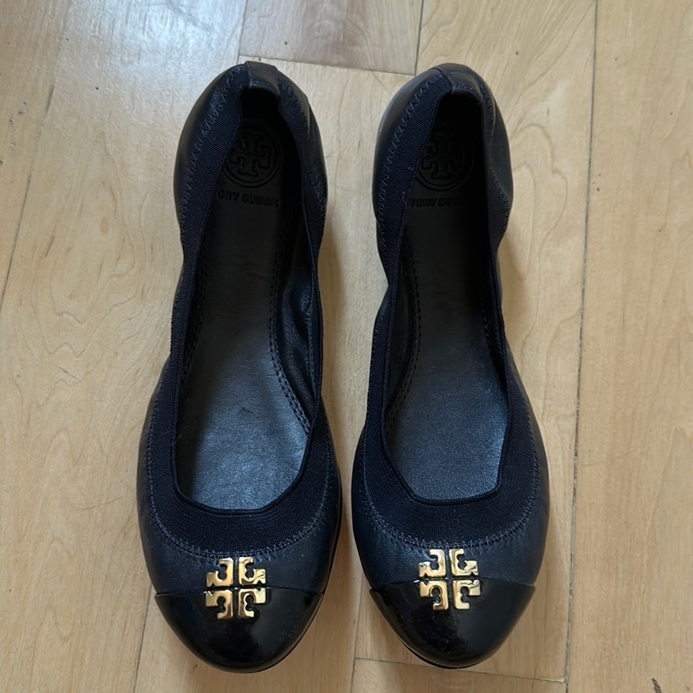 Tory Burch flats!